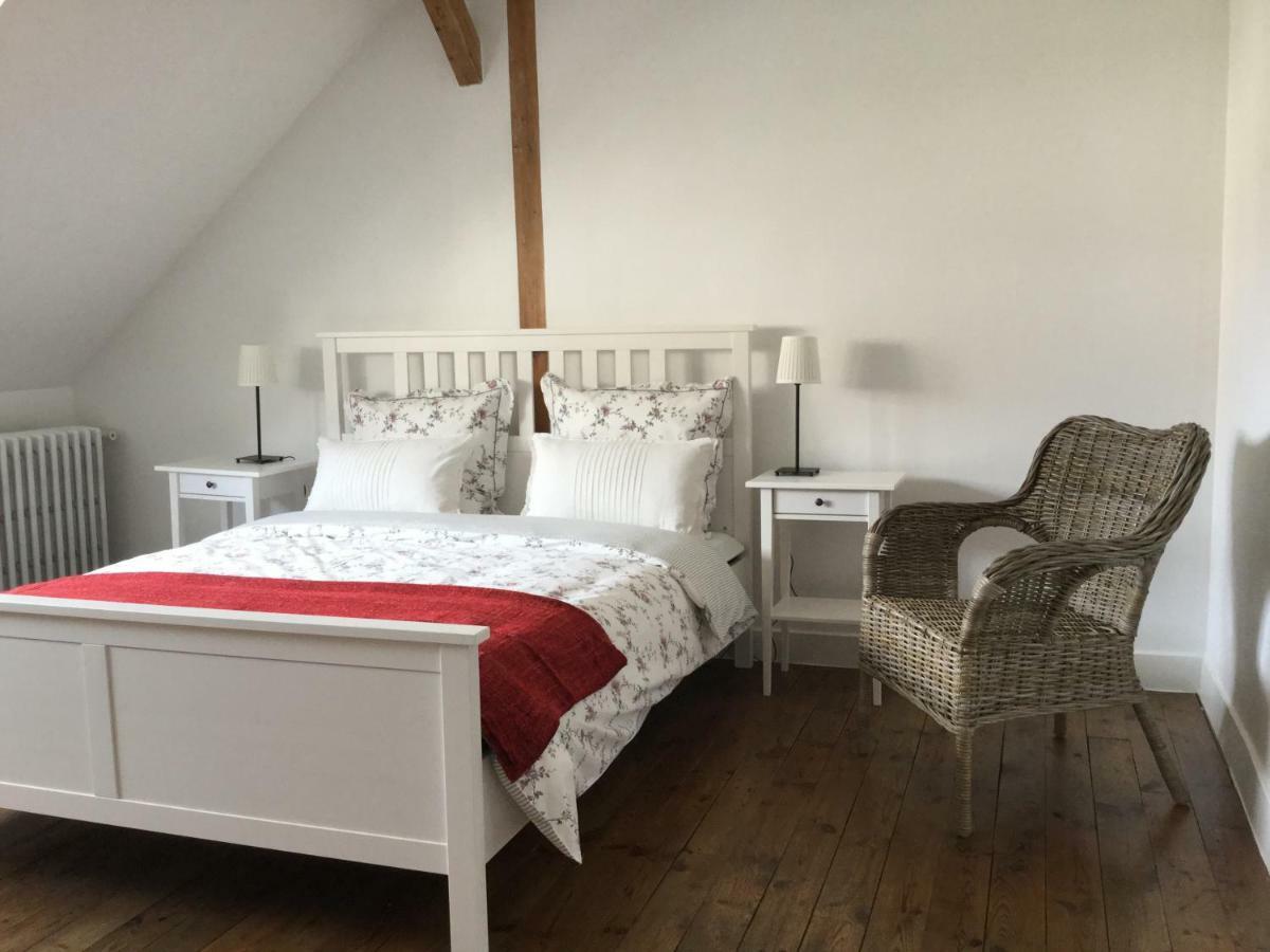Bed and Breakfast Les Marronniers Saint-Didier-en-Velay Exterior foto