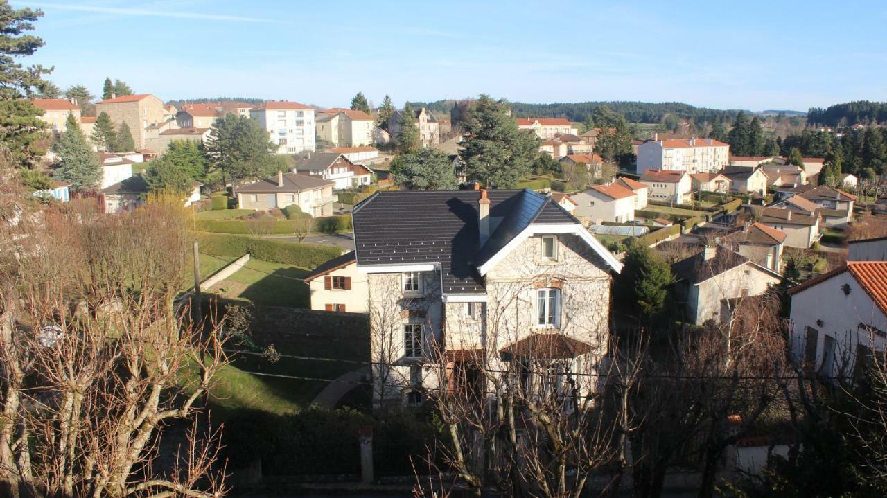 Bed and Breakfast Les Marronniers Saint-Didier-en-Velay Exterior foto